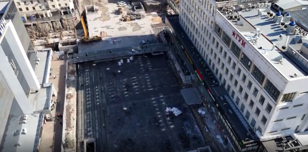 Мэр Бишкека посетил стройку подземного комплекса Old Bishkek