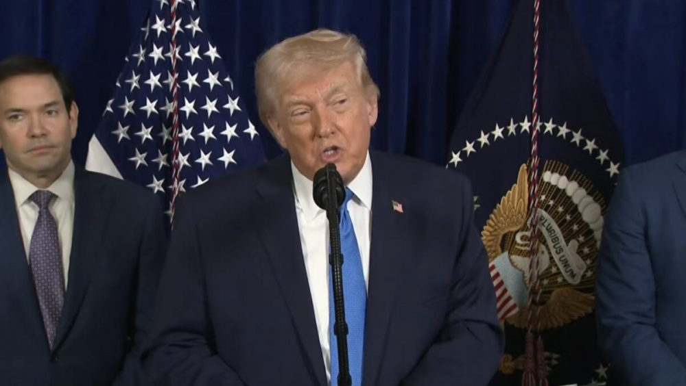 Трамп пригрозил ударами по электростанциям Ирана из-за Ормузского пролива