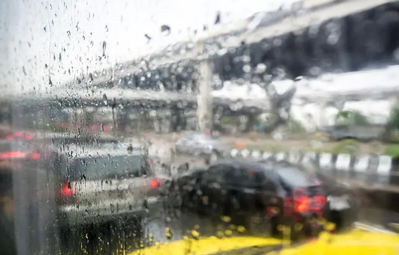 Непогода может нарушить работу аэропортов в ОАЭ