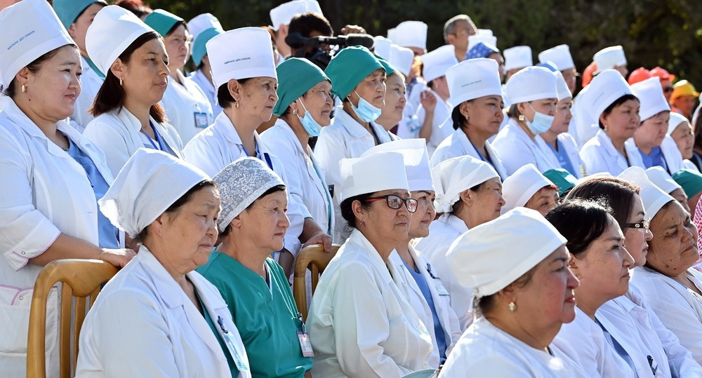 Минздрав: Зарплаты медсестер вырастут втрое