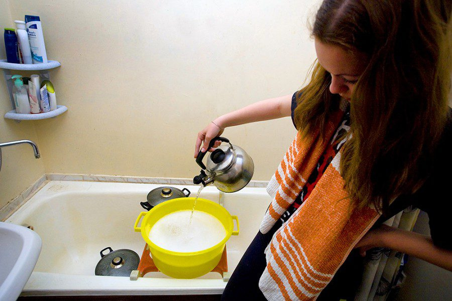 Горячую воду в Бишкеке отключают все раньше - 2026 год бьет все рекорды