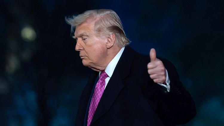 Трамп заявил, что хотел бы забрать нефть Ирана и не исключил захвата острова Харк