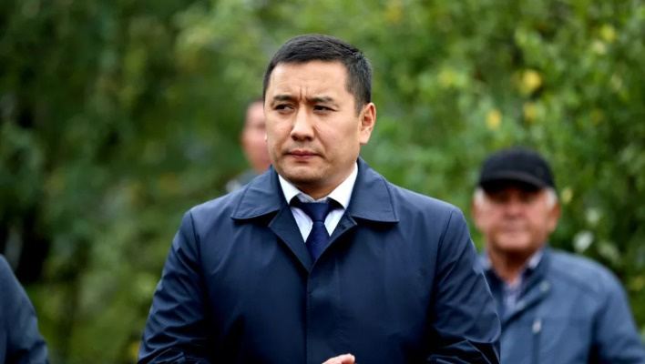 Салимжанов пояснил завершение акции по бесплатной замене бессрочных водительских прав