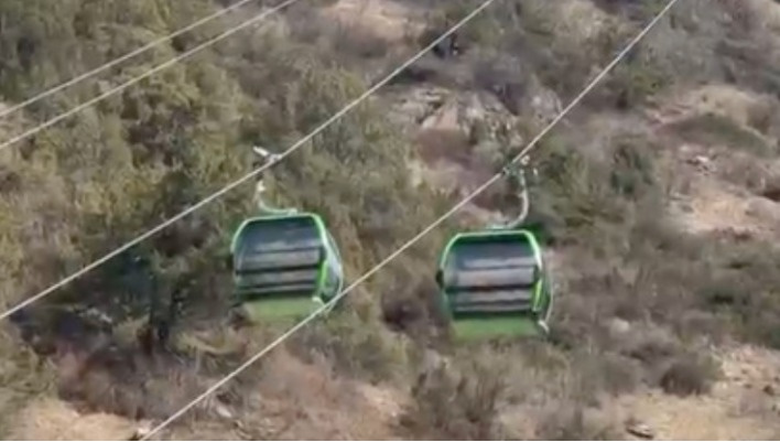 В парке "Ала-Арча" люди застряли на канатной дороге? Комментарий руководства парка