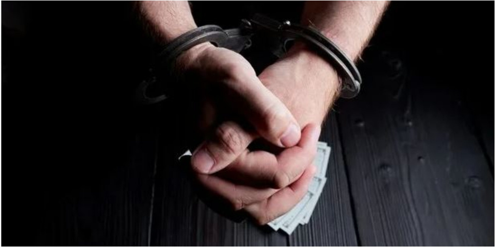 Осужденного за долг почти в 3 млн сомов освободили из колонии