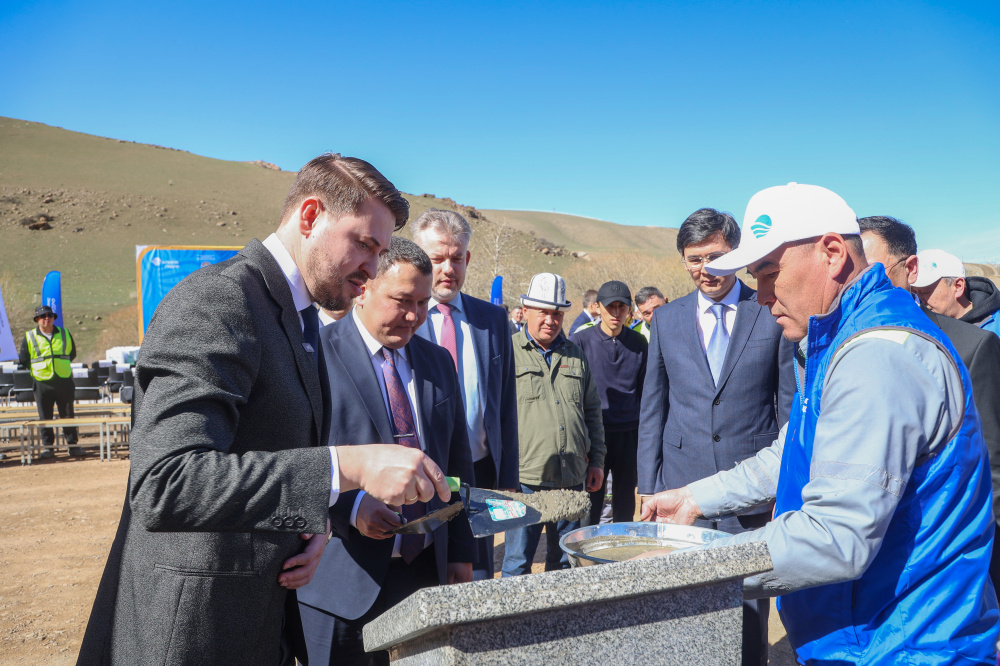 В Таласской области заложили капсулу под строительство комплекса малых ГЭС