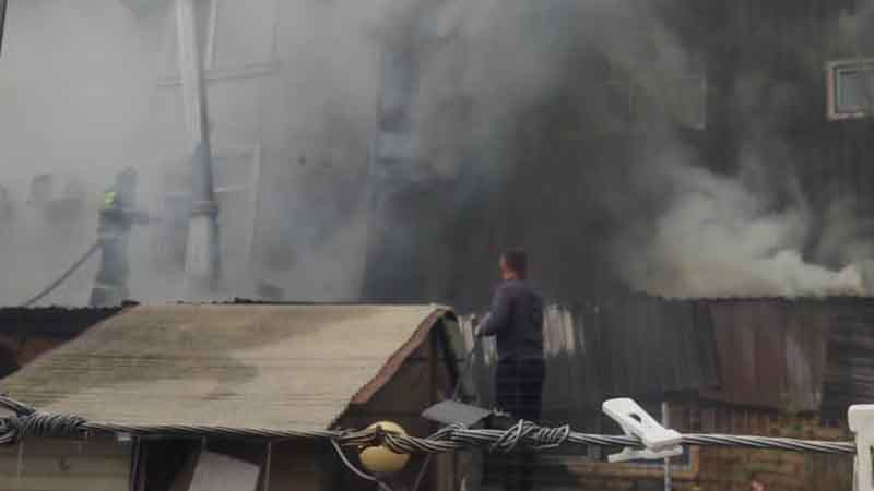 В Бишкеке в гостинице Kausar произошел пожар