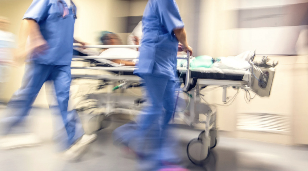 Лечение пострадавшего военнослужащего-срочника взял под личный контроль Садыр Жапаров