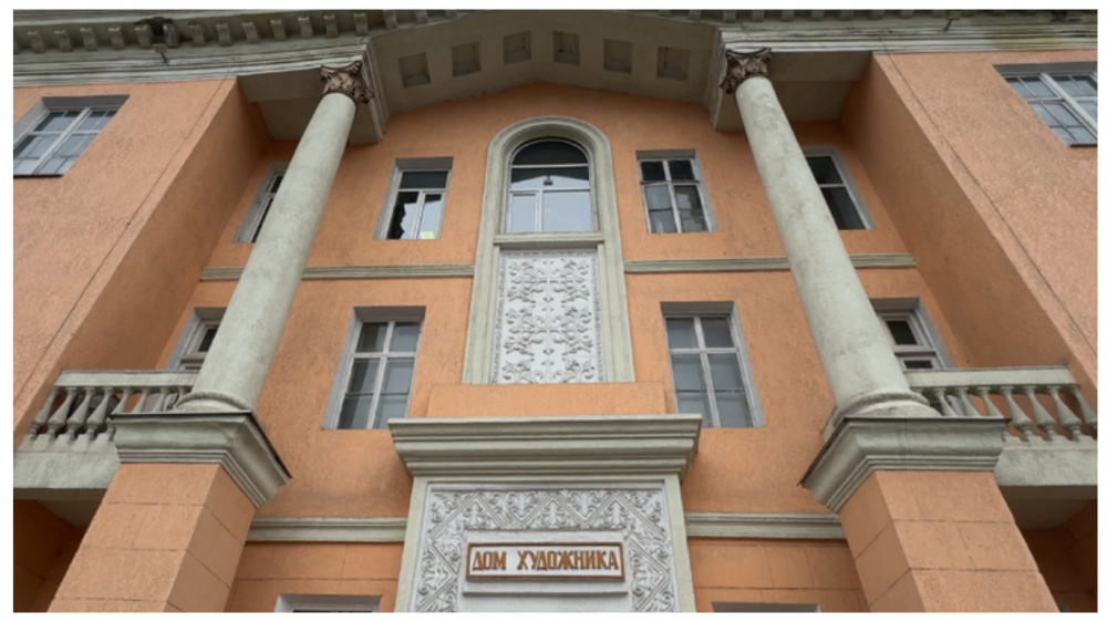 Суд запретил мэрии Бишкека совершать какие-либо действия с участком под Домом художника