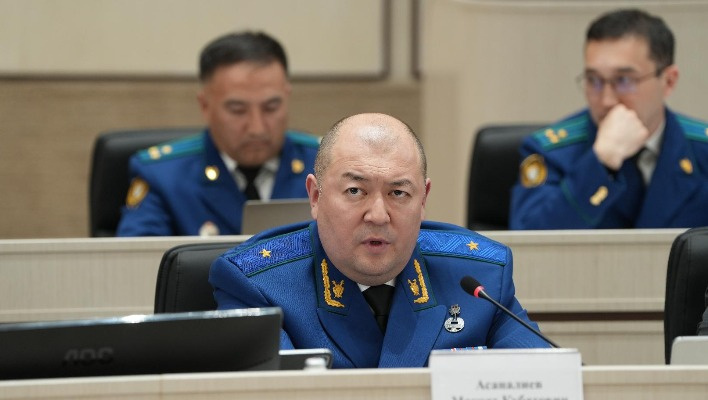 Генпрокурор ответил, как относится к идее создать следственный комитет