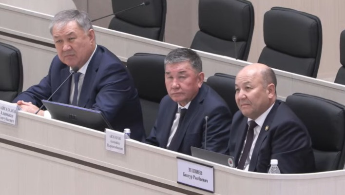 Жогорку Кенеш избрал новый состав Счетной палаты