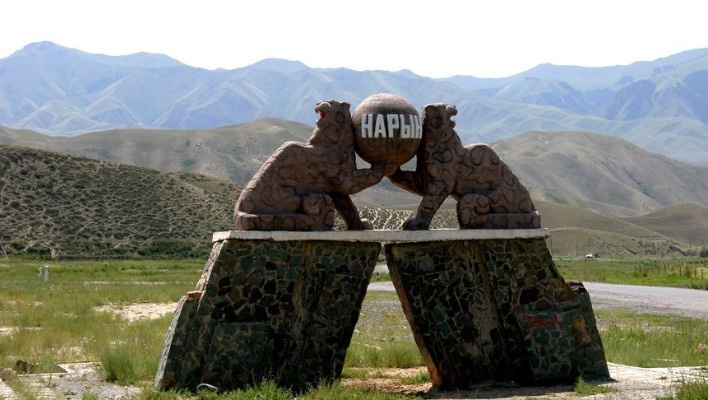 "Из-за 110 сомов". Сурабалдиева сообщила о самоубийстве школьника в Нарынской области