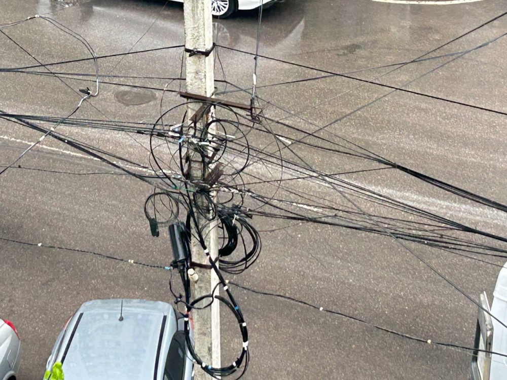 АОС: Мэрия до сих пор не согласовала демонтаж интернет-кабелей без ущерба пользователям