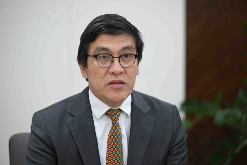 Садыр Жапаров назначил Эдиля Байсалова послом в США