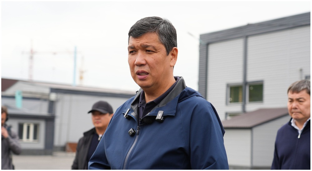 Автобусы в Бишкеке планируют перевести на безналичный расчет - мэрия рассказала о планах