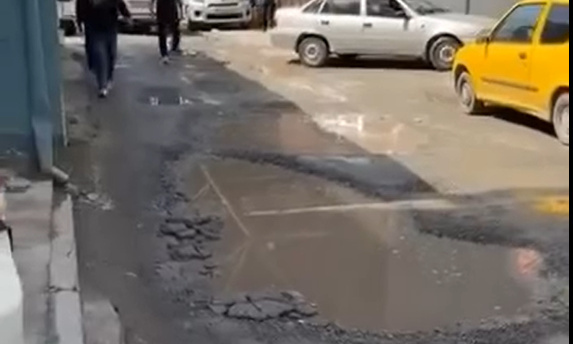 Call-центр: жители улиц Гоголя и Ибраимова много лет просят отремонтировать им дорогу