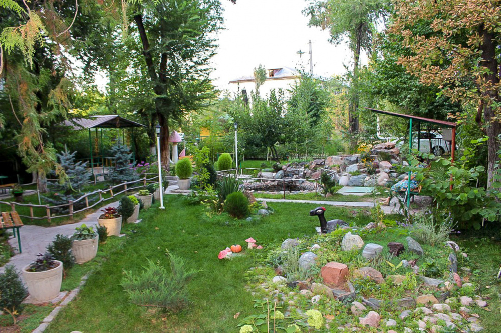 Мэрия Бишкека объявила конкурсы по озеленению столицы с денежными призами