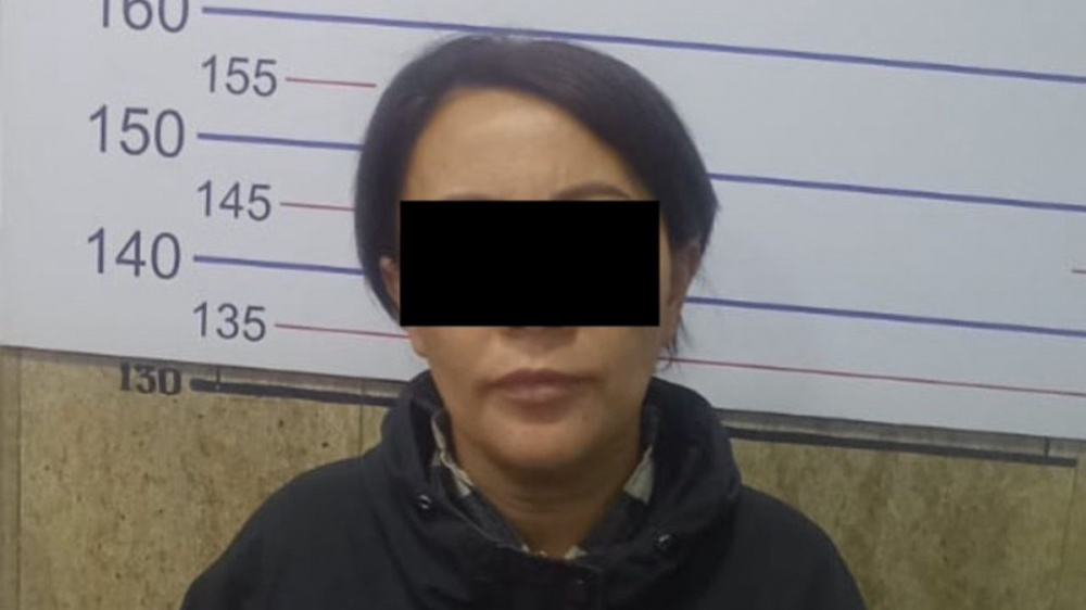 В Бишкеке задержали подозреваемую в мошенничестве на 3 млн сомов