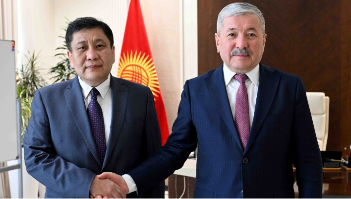 Глава кабмина принял Соднома Ганхуяга (фото)