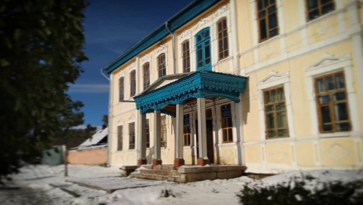 Депутат предлагает передать под государственную защиту исторические здания Каракола