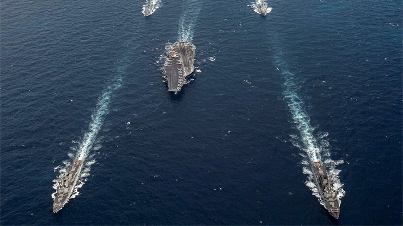 США впервые за 20 лет одновременно разместили три авианосца на Ближнем Востоке