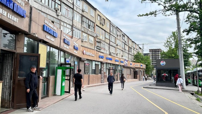 Курс иностранной валюты на Моссовете 27 апреля. Рубль подешевел