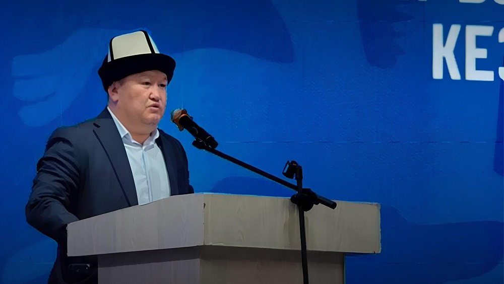 Президент Федерации кок-бору подал в отставку. Он проработал три месяца