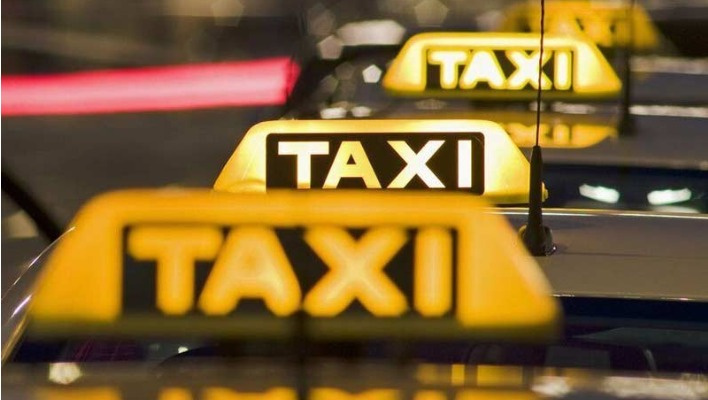 Таксистов-иностранцев хотят обязать предоставлять сертификат о знании языка. Проект МВД