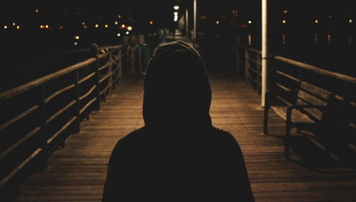 Мужчину обвиняют в развратных действиях в отношении пятилетней дочери. Но его отпустили