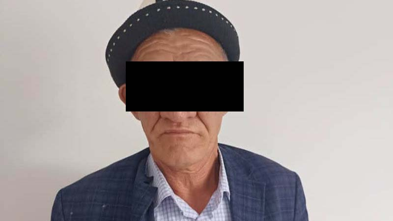 Мужчину привлекли к 30 часам общественных работ за хулиганст