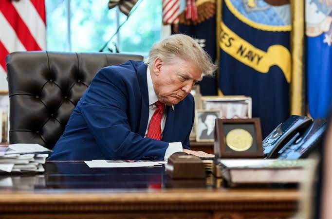 Трамп заявил о "постоянном контроле" США над безопасностью Гренландии