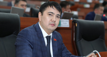 Депутаты о том, улучшилось ли положение девочек в Кыргызстане за последние годы