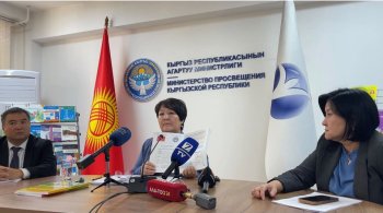 Минпросвещения рассказало о дефиците учебников, но только СМИ из отдельного списка