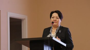 Кендирбаева: Дошли эти учебники до частных школ или нет - не можем гарантировать