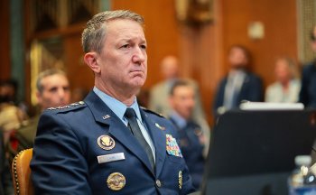 В США заявили, что военным нужно готовиться к боям в пространстве вокруг Луны