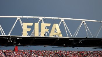 От ФИФА требуют выплатить национальным федерациям $2,1 млрд