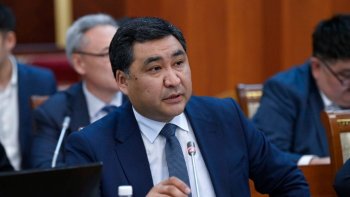 Данияр Амангельдиев.