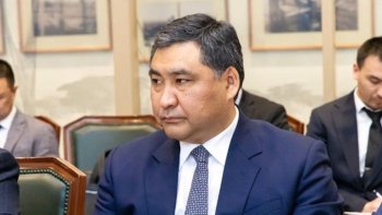 Данияр Амангельдиев.