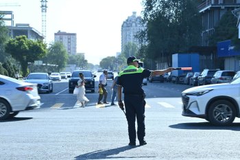 В день открытия «Бишкек Арены» 5 октября общественный порядок будут обеспечивать 5 тыс. сотрудников милиции. На прилегающих улицах ограничат въезд личного транспорта, зрителей будут подвозить шаттл-автобусы.