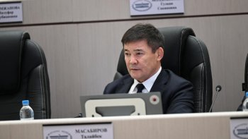 Талайбек Масабиров.