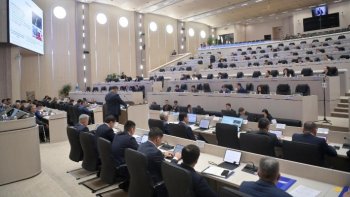 ЖК одобрил освобождение иностранных педагогов от подоходного налога и страховых взносов