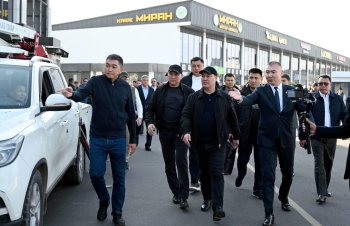 "Сами стали миллиардерами". Жапаров недоволен, что Салымбеков и другие не обновляют рынки