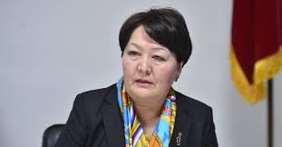 "Минпросвещения - вы ноль в цифровизации". Жапаров собирался объявить выговор Кендирбаевой